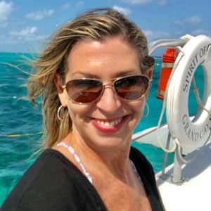 Meet your Posher, Wendy